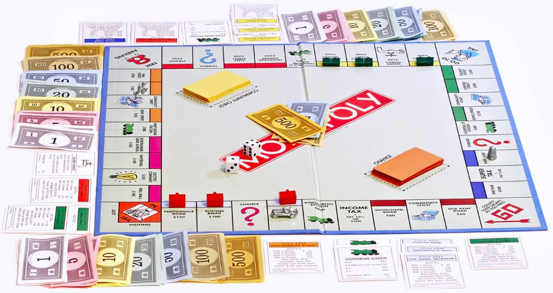 Monopoly Classique Le Jeu de Société le Plus Célèbre